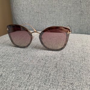 Tom Ford sunglass style TF657 (Charlotte)